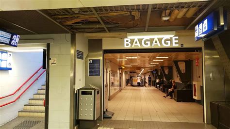 store luggage amsterdam centraal.